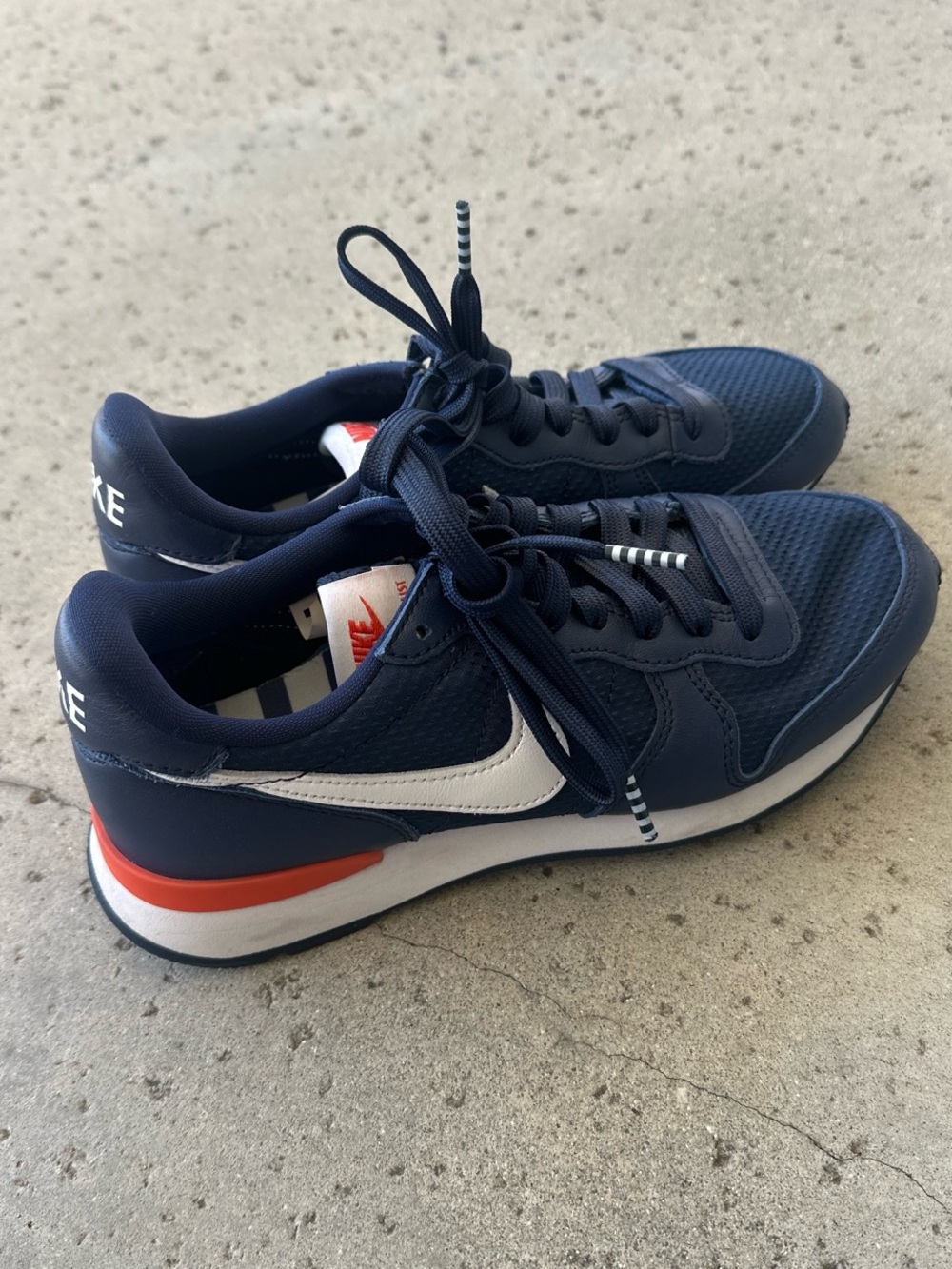 Nike Navy Blue & Orange Sneakers